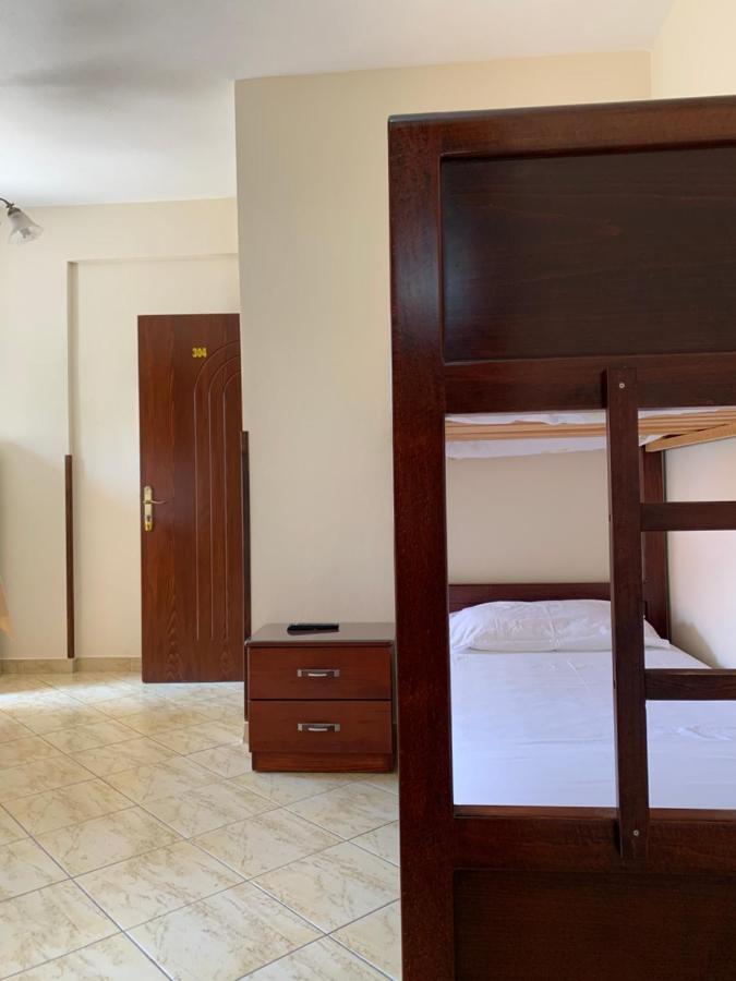 The First Hotel Saranda Zewnętrze zdjęcie